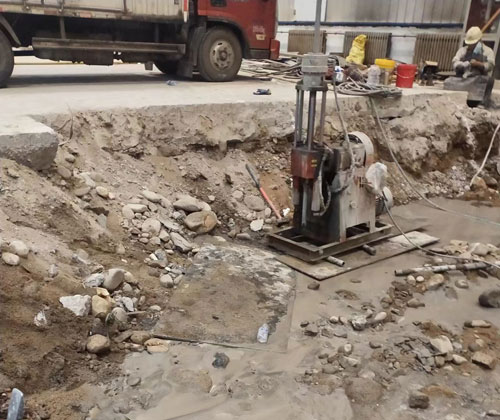 乐都公路下沉压浆